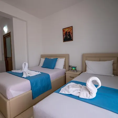 Ylli Gjika Гостевой дом 3*