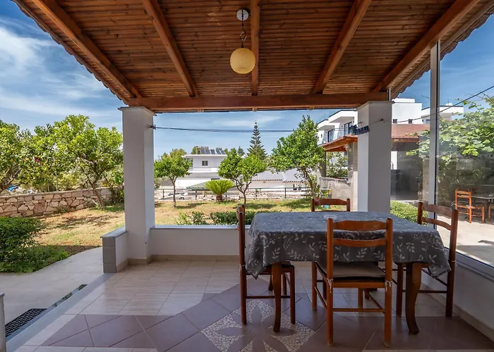 Ylli Gjika Pensjonat 3*