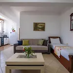 Vendégház Ylli Gjika 3*