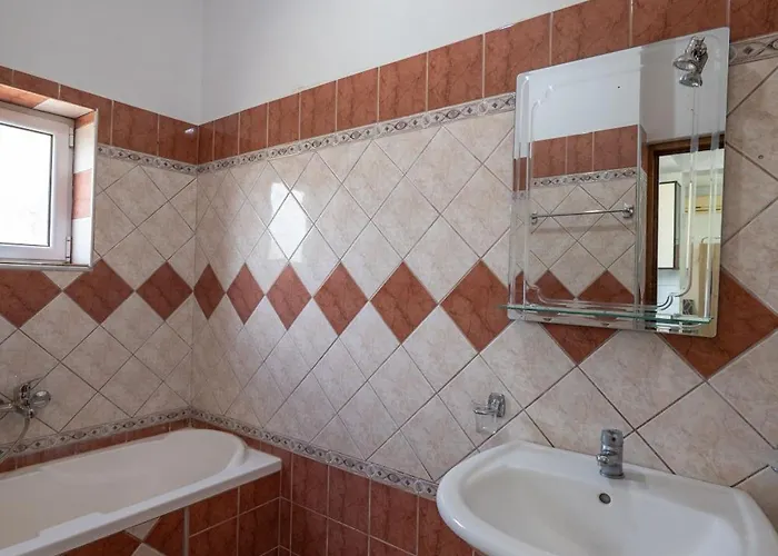 Ylli Gjika Gasthof 3*